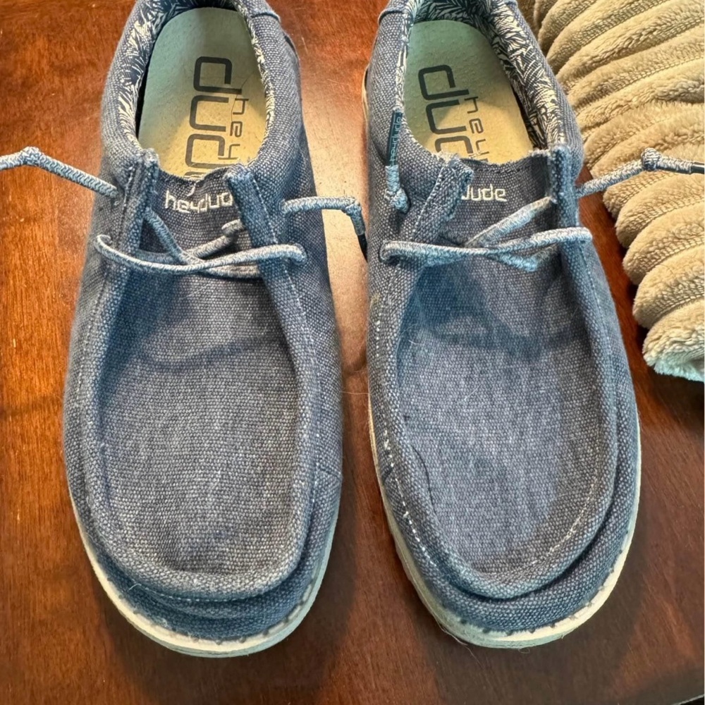 Boys Hey Dude shoes